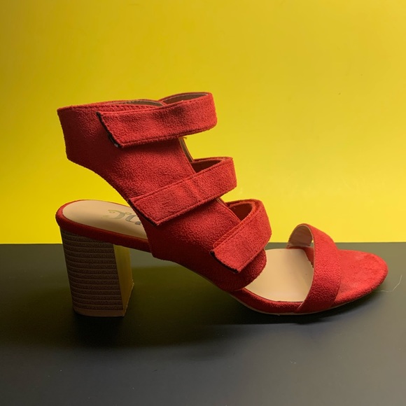 JC Red Strapped Sandals - Picture 3 of 8